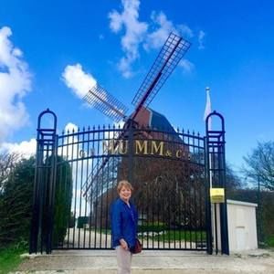 Meet your Posher, Eileen